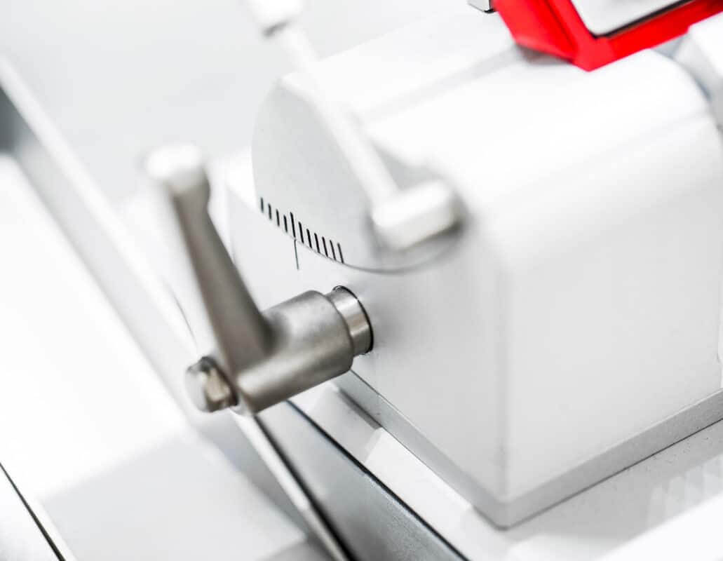 Routine cryostat  MEV / MEV+